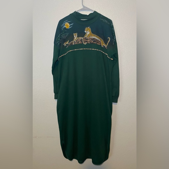 Kittens Safari Cheetah Print Long Sleeve Nightgown Winter One Size US - Picture 1 of 15